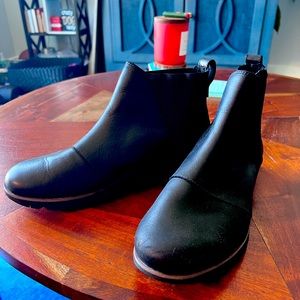 Sorel Chelsea boots